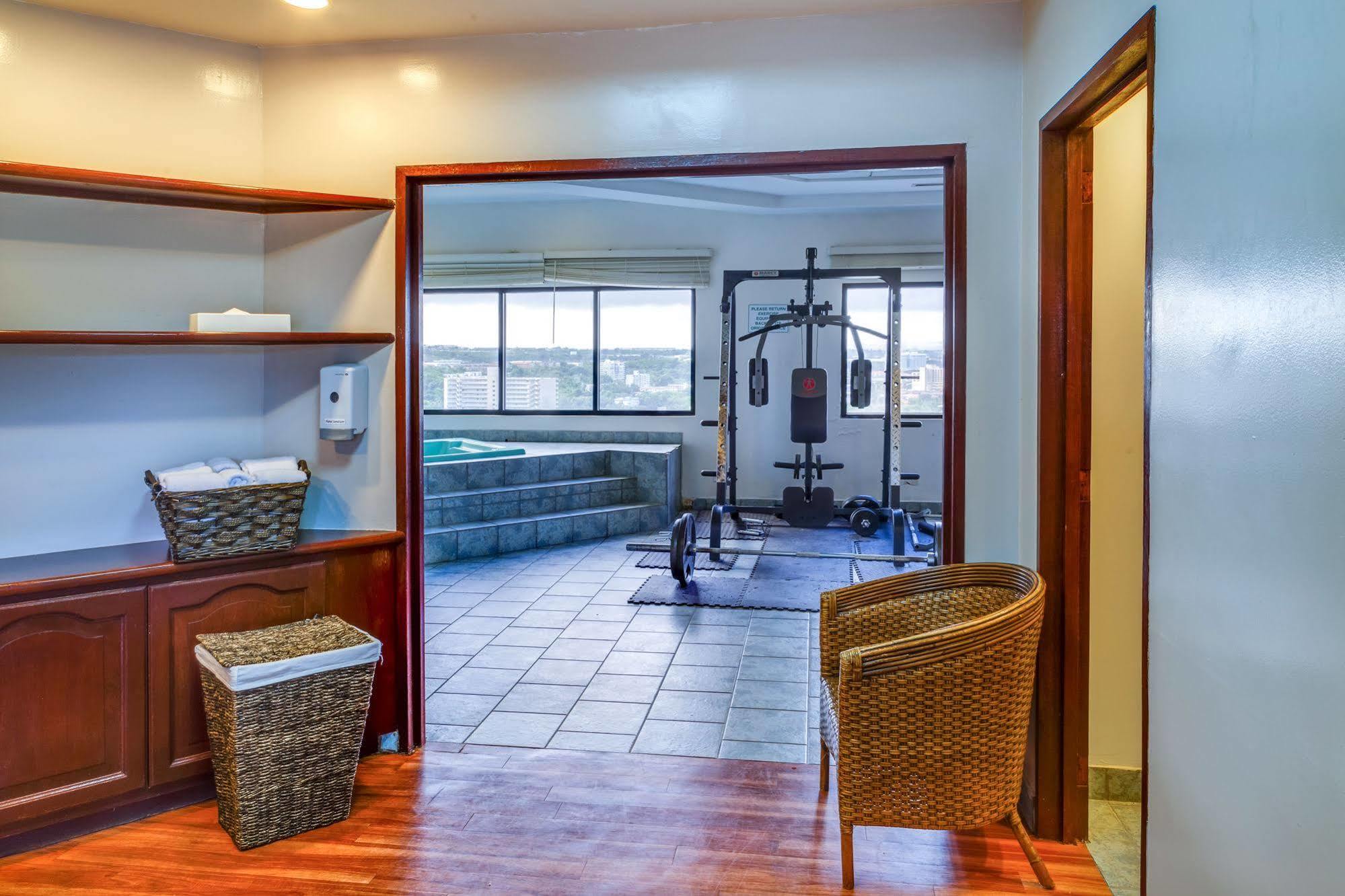 Oceanview Hotel And Residences Tumon Ngoại thất bức ảnh
